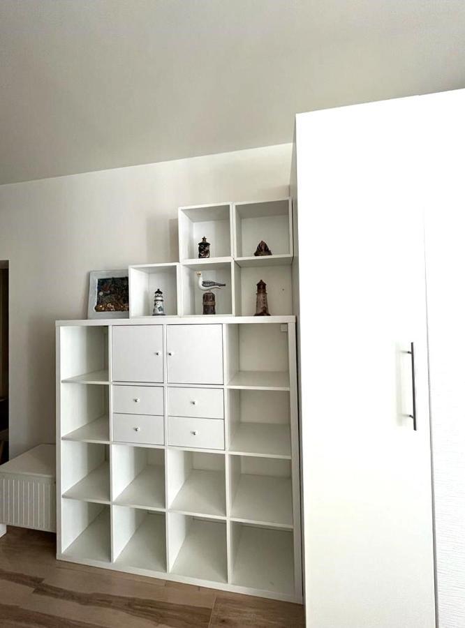Morze Sztuki, Apartment Jantar